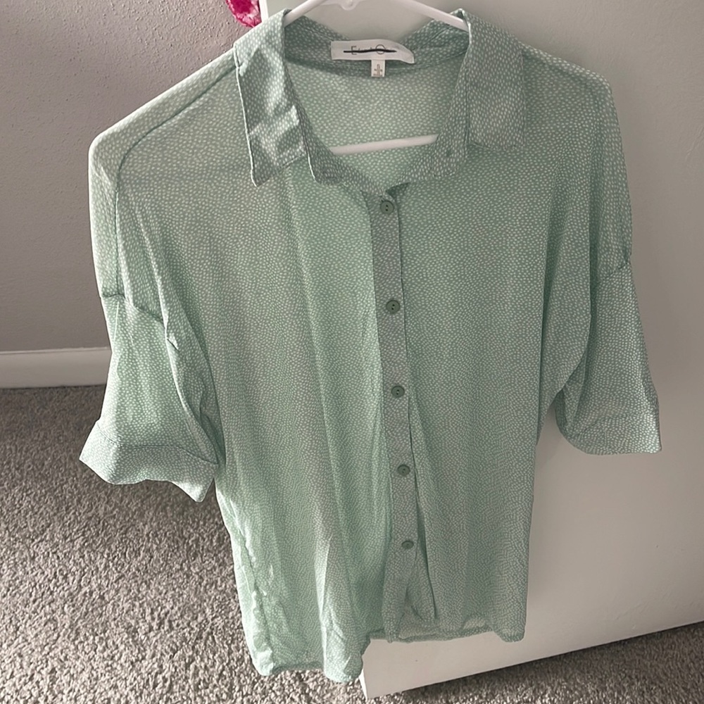 green shirt